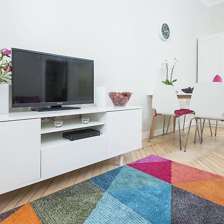 Delightful New Town Square Apartment وارسو المظهر الخارجي الصورة